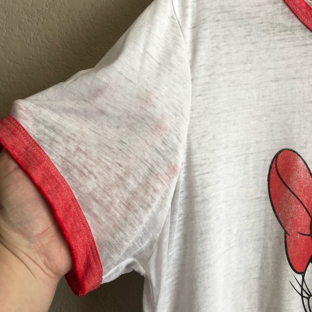 EUC Women’s Disney Minnie Mouse Shirt - Picture 4 of 5